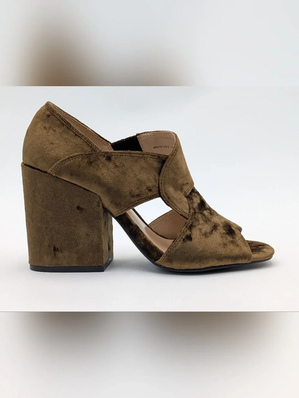 CAbi Interlock Sz 6 Crushed Velvet Sandal Olive Green Peep Toe Block Heel